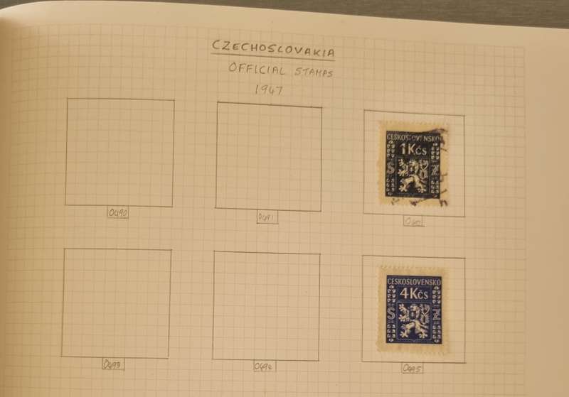 LEAF ALBUM 2ND HAND WITH CZECHOSLOVAKIA 1919-1961 ON PAGES. NOT ALL PICTURED. 90+ PAGES. NB PLS READ
