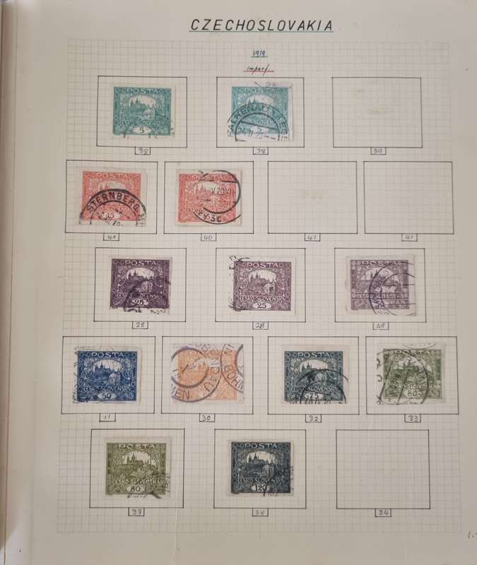 LEAF ALBUM 2ND HAND WITH CZECHOSLOVAKIA 1919-1961 ON PAGES. NOT ALL PICTURED. 90+ PAGES. NB PLS READ