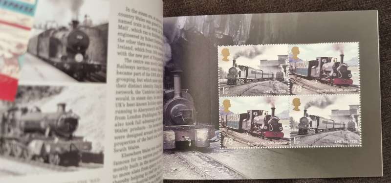 GB 2014 CLASSIC LOCOMOTIVES PRESTIGE BOOKLET DY9 MINT. AS PER IMAGES. GOOD VALUE. NICE ITEM.