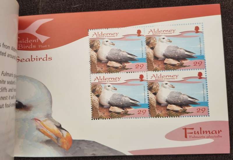 ALDERNEY (GUERNSEY) 2006 RESIDENT BIRDS PART 1 - SEABIRDS MINT AND COMPLETE. ASB16. LOVELY ITEM.