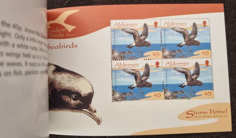 ALDERNEY (GUERNSEY) 2006 RESIDENT BIRDS PART 1 - SEABIRDS MINT AND COMPLETE. ASB16. LOVELY ITEM.