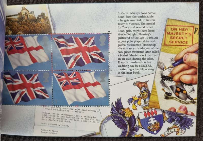 GB 2008 IAN FLEMING'S JAMES BOND MINT AND COMPLETE BOOKLET. SG DX41. AS PER IMAGES. CV GBP 19.