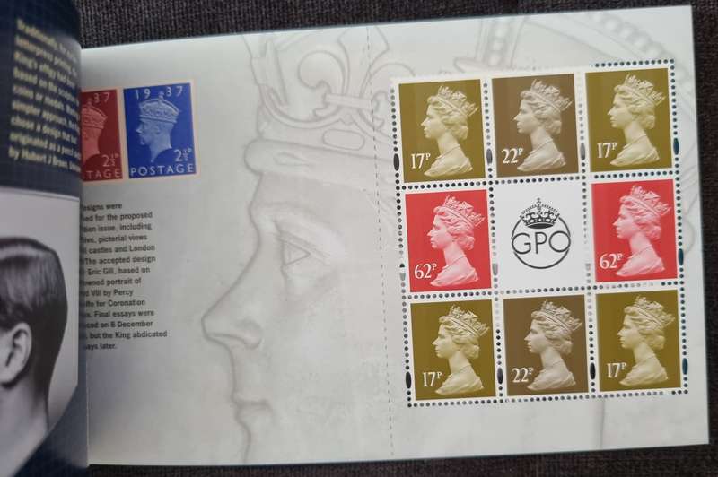 GB 2009 'TREASURES OF THE ARCHIVE' MINT AND COMPLETE BOOKLET. SG DX46. CV GBP 18. NICE ITEM.