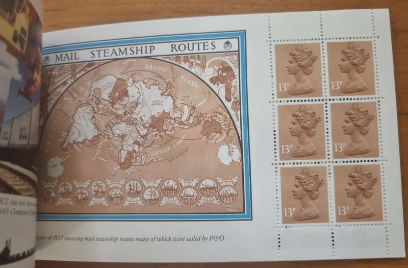 GB 1987 `The Story of P & O` mint and complete booklet - SG DX8 - nice item.