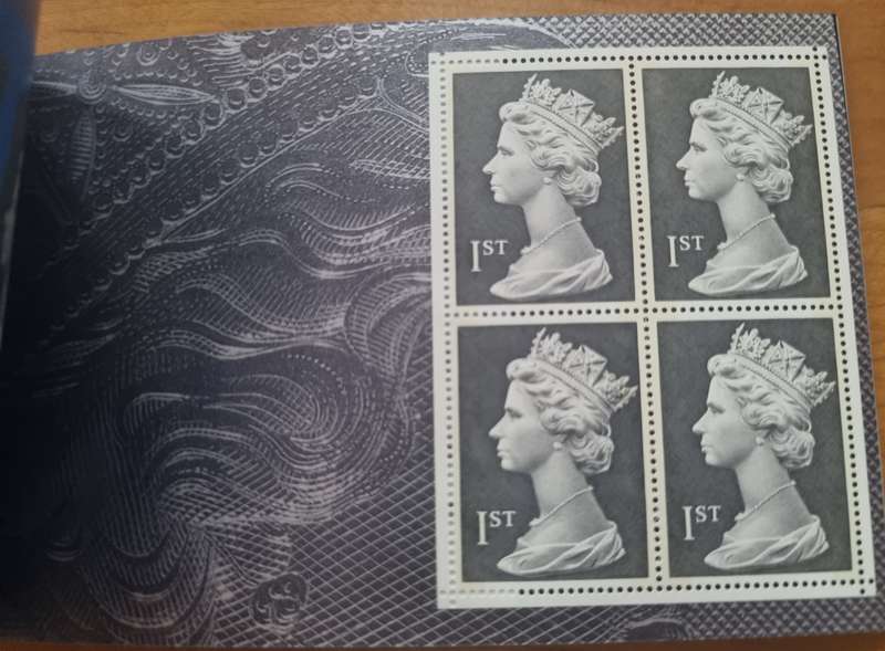 GB 1999 PROFILE ON PRINT MINT AND COMPLETE PRESTIGE BOOKLET. SGDX22. CV GBP 40. AS PER IMAGES.