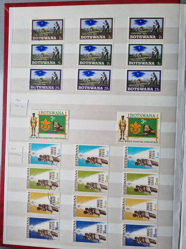 BOTSWANA MINT + USED ACCUMULATION IN 2ND HAND PRONTO ALBUM. NOTED GOOD RANGE OF MINERAL ISSUES. READ