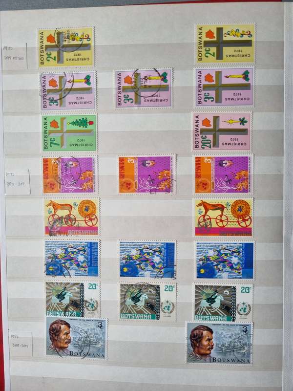 BOTSWANA MINT + USED ACCUMULATION IN 2ND HAND PRONTO ALBUM. NOTED GOOD RANGE OF MINERAL ISSUES. READ