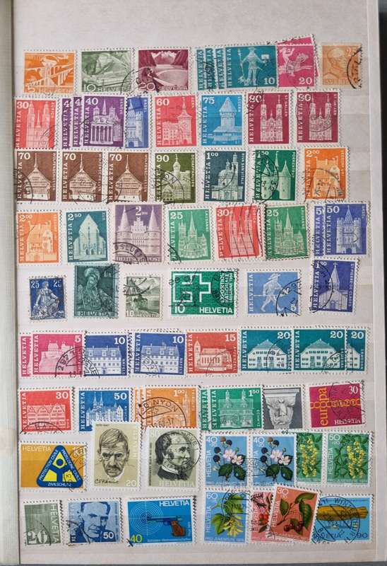 KEK ALBUM 2ND HAND WITH MOSTLY USED SWISS, DENMARK, POLAND ETC. AS PER IMAGES. NB: PLS READ BELOW!!