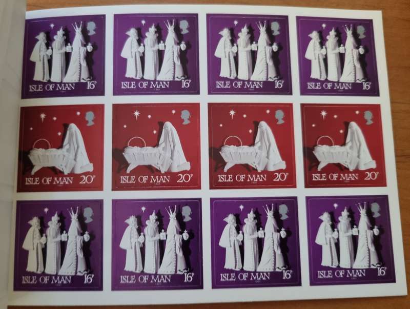 ISLE OF MAN 1991 CHRISTMAS PEACE ON EARTH MINT AND COMPLETE SELF-AD PRESTIGE BOOKLET. SB28. LOVELY.