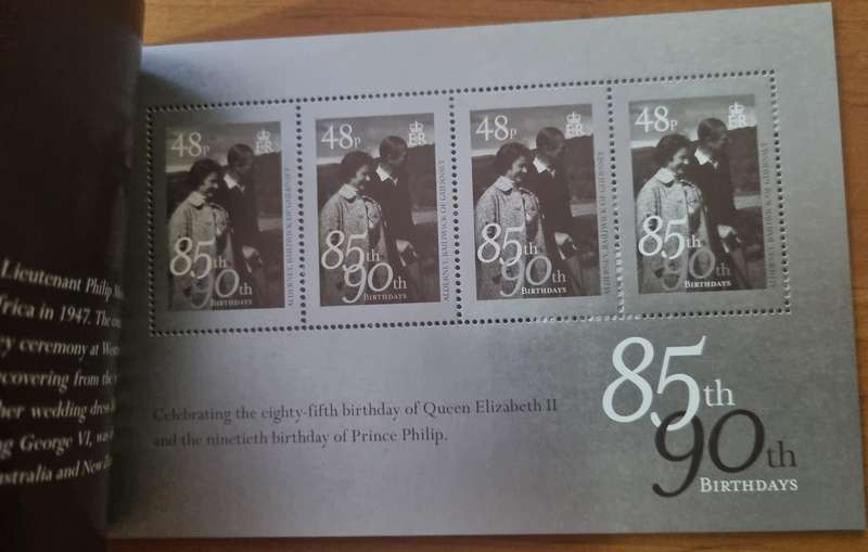 GUERNSEY 2011 QUEEN ELIZABETH'S 85TH BIRTHDAY + PRINCE PHILIP'S 90TH PRESTIGE BOOKLET MINT.