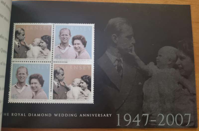 GUERNSEY 2007 THE ROYAL DIAMOND WEDDING ANNIVERSARY PRESTIGE STAMP BOOKLET MINT. SB84. AS PER IMAGES