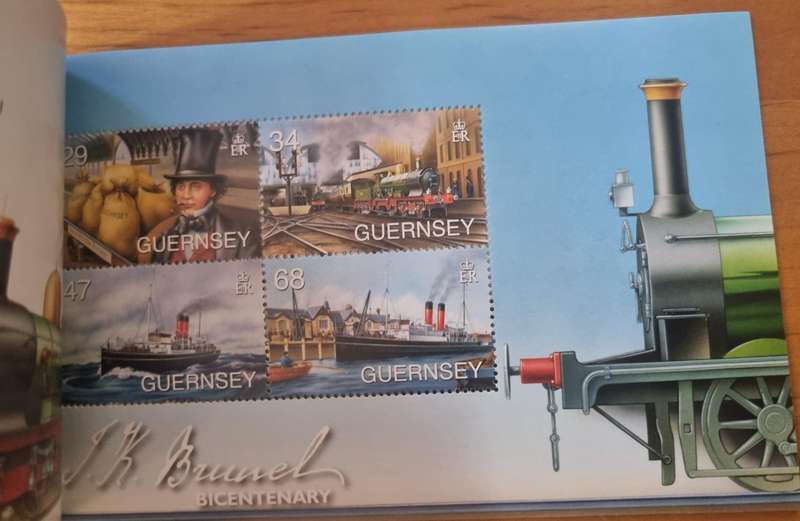 GUERNSEY 1991 BRUNEL BICENTENARY MINT AND COMPLETE BOOKLET. AS PER IMAGES. GOOD VALUE.