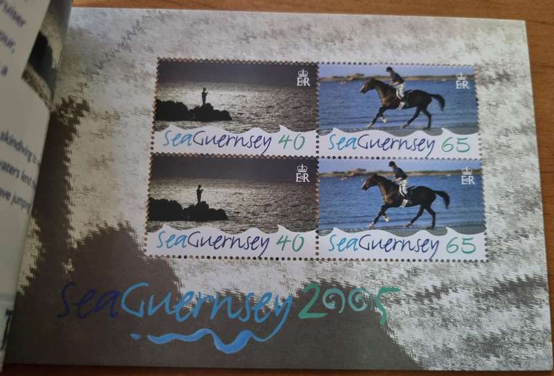 GUERNSEY 2005 SEA GUERNSEY COMPLETE MINT PRESTIGE BOOKLET SB78. AS PER IMAGES. GREAT ITEM.