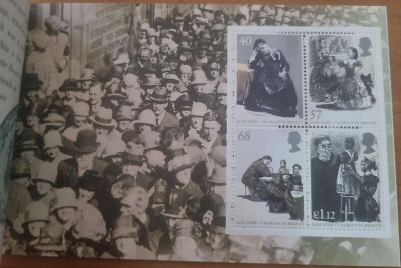 GB 2005 THE BRONTE SISTERS MINT PRESTIGE BOOKLET. DX34. CV GBP 28. AS PER IMAGES.