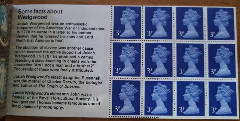 GB 1972 'THE STORY OF WEDGEWOOD' MINT AND COMPLETE BOOKLET DX1. CV GBP 25. TRIMMED PERFs 1/2d PANE.