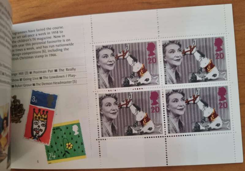GB 1997 75TH ANNIV OF THE BBC MINT AND COMPLETE BOOKLET. SG DX19. CV GBP 25. AS PER IMAGES.