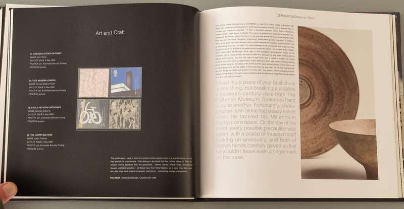 GB 2000 POST OFFICE YEARBOOK IN HARDBACK BOOK WITH SLIP CASE. SG2148/59+MS2161/81. CV GBP 100! READ!