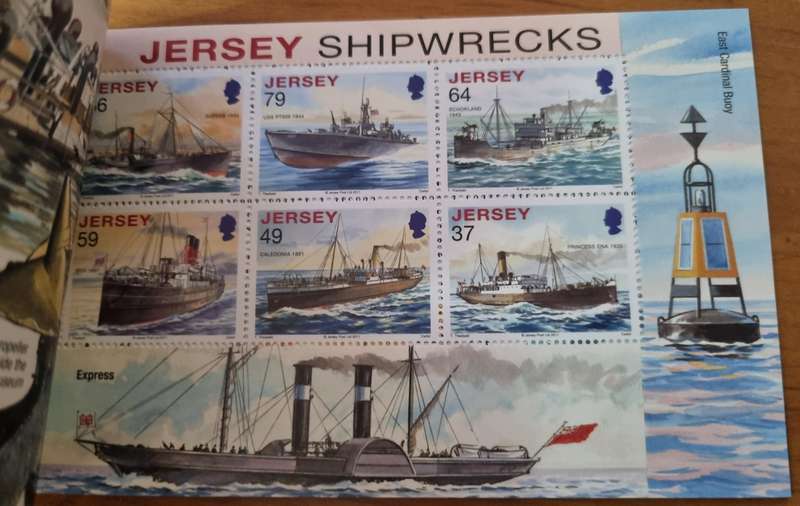 JERSEY 2011 SHIPWRECKS MINT PRESTIGE BOOKLET. AS PER IMAGES. GOOD VALUE. NICE ITEM.