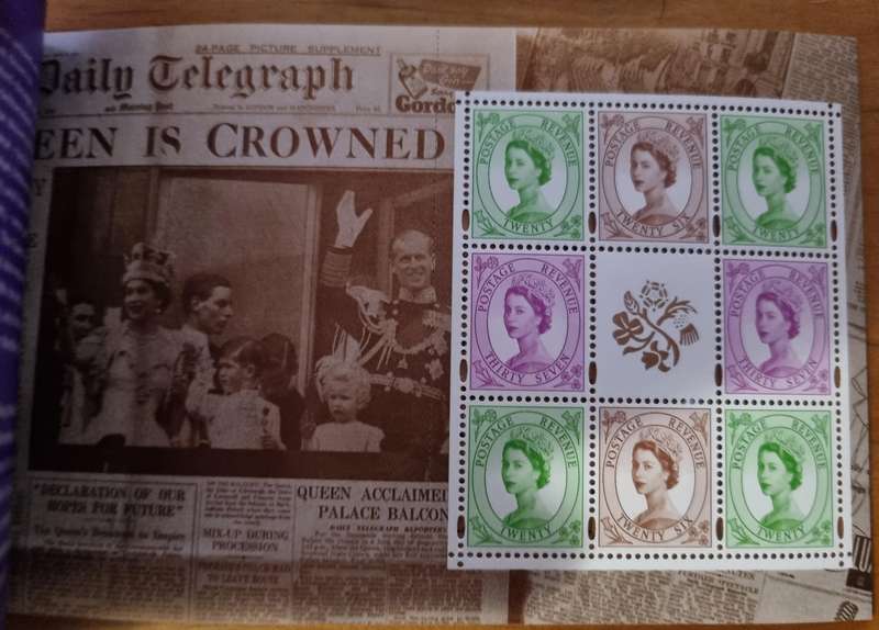 GB 1998 The Wildings Definitive mint and complete prestige booklet - SG dx20 - as per images.