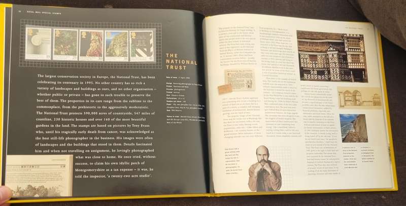 GB 1995 Post Office Yearbook no 12 in hardback book with slip case - CV GBP 50.