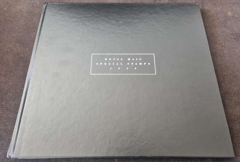 GB 1988 Post Office Yearbook no 5 in hardback book with slip case - CV GBP 38