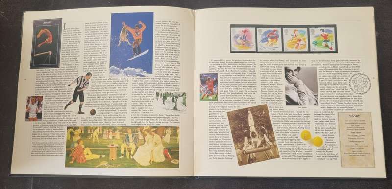 GB 1988 Post Office Yearbook no 5 in hardback book with slip case - CV GBP 38