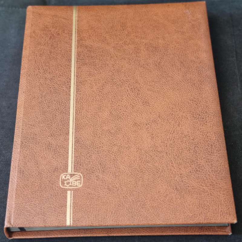 Kabe HKSD empty album 2nd hand (16 black pages/32 sides) - as per images.
