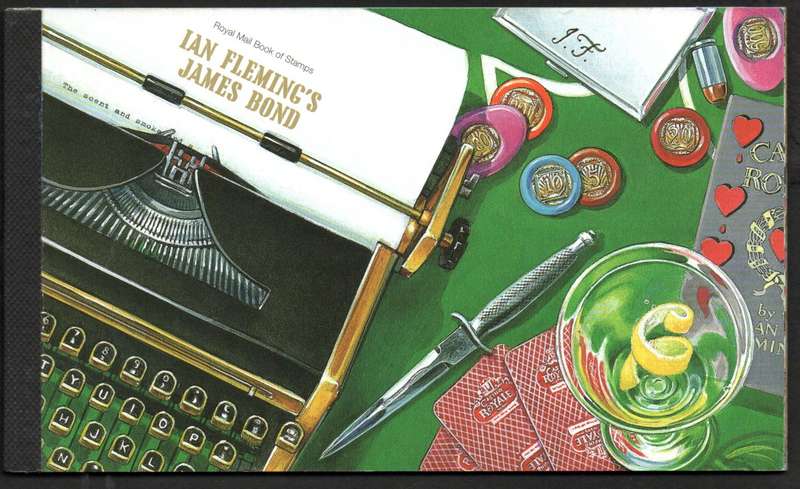 GB 2008 IAN FLEMING'S JAMES BOND MINT AND COMPLETE BOOKLET. SG DX41. AS PER IMAGES. CV GBP 19.