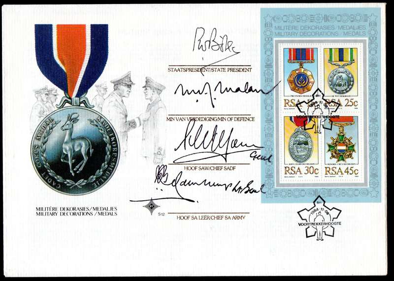 RSA 1984 MILITARY DECORATIONS COVER S12 SIGNED `PRES BOTHA, MAGNUS MALAN ETC`. AS PER SCANS.