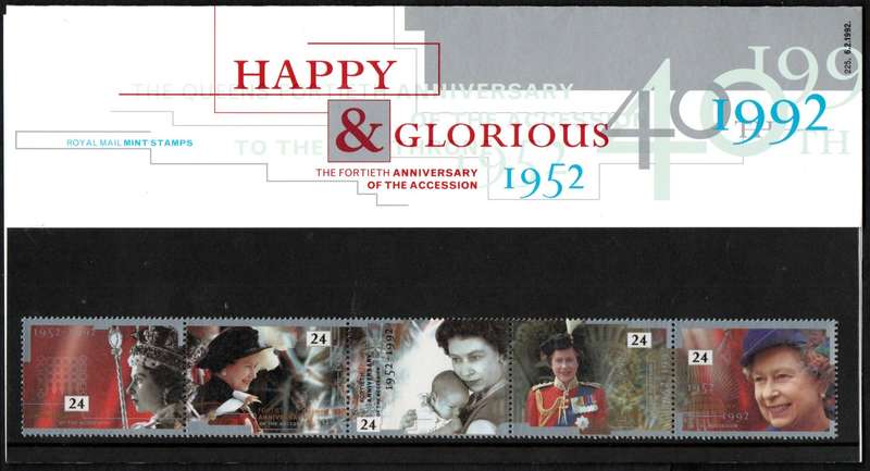GB 1992 40TH ANNIV OF ACCESSION MINT PRESENTATION PACK NO 225. AS PER SCANS. LOVELY ITEM.