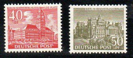 WEST BERLIN 1949-54 BERLIN VIEWS (BUILDINGS) 40pf + 50pf M/MINT SINGLES. SGB45/46. CV GBP 52.