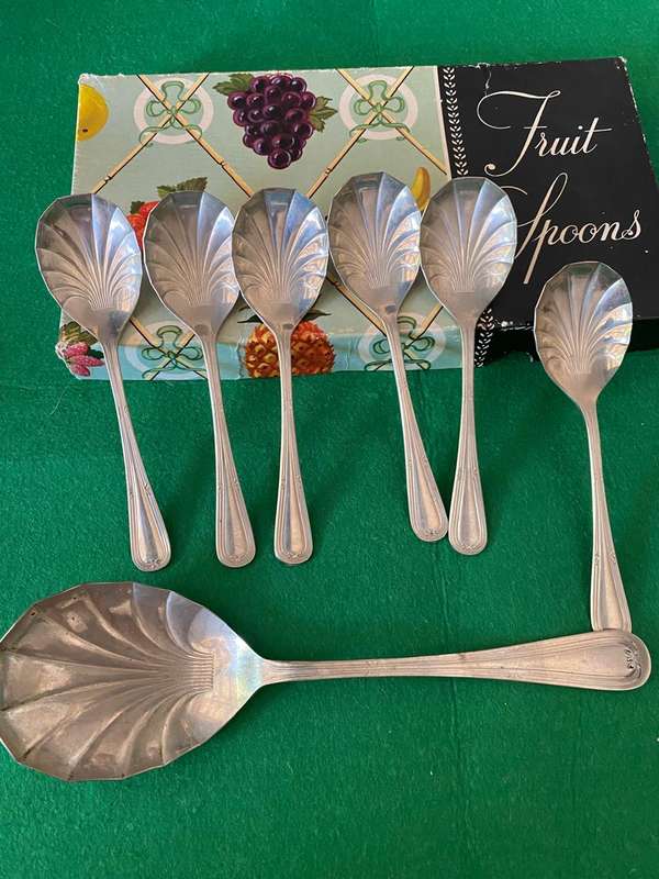 VINTAGE NICOL SILVER COATED FRUIT SPOONS