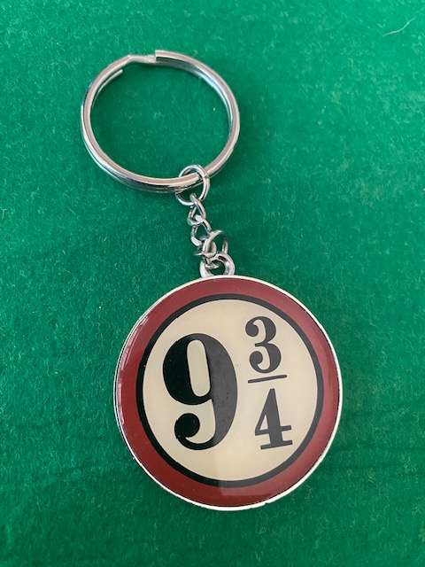 KEY RING HARRYPOTTER WIZARD WORLD ORLANDO