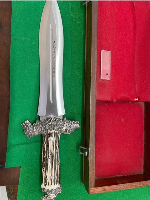 MUELA COLLECTORS LIMITED EDITION KNIFE