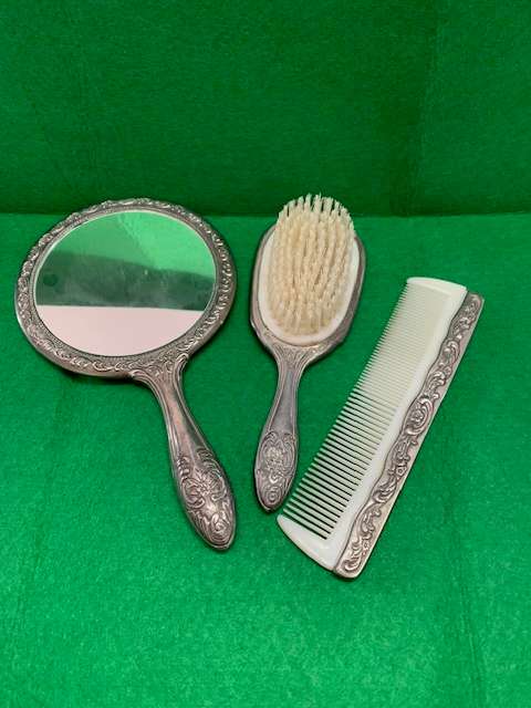 ANTIQUE SILVER PLATED  VANITY SET