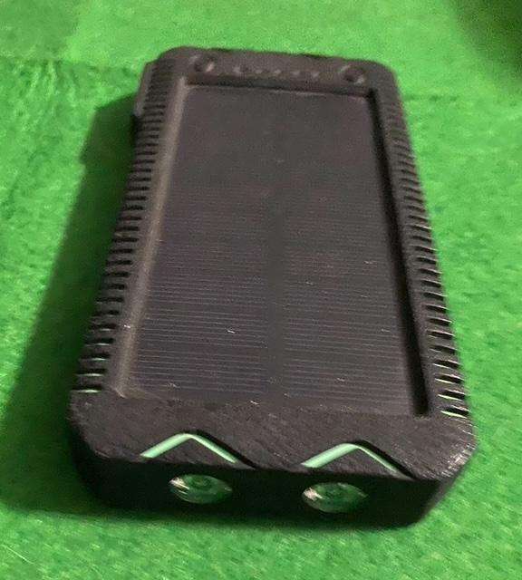 SURVIVA 12000 mAH POWERBANK
