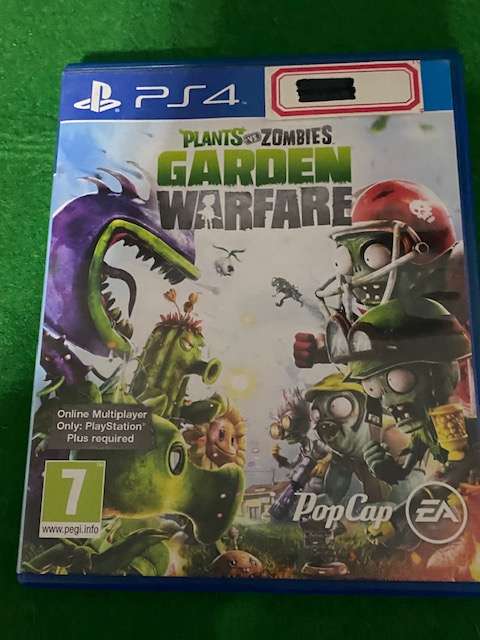 Plants vs Zombies Garden Warfare PS4 Game