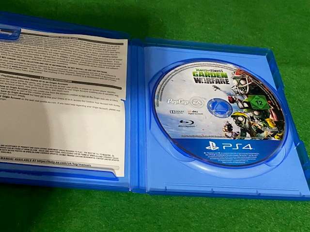 Plants vs Zombies Garden Warfare PS4 Game