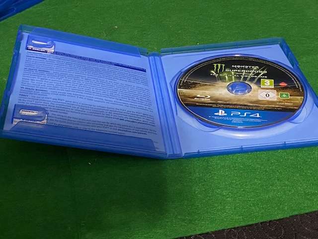 Monster Energy Supercross PS4 game