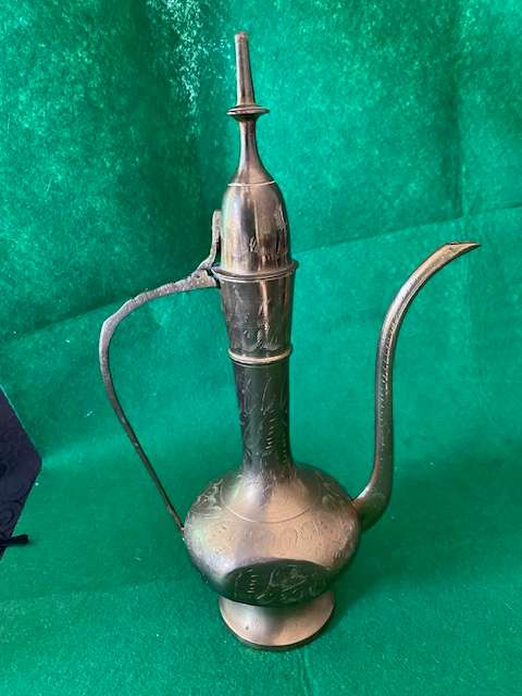 vintage edged Indian brass coffee/tea pot 32cm