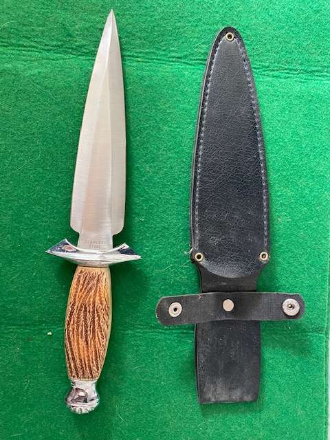 DOUBLE EDGE DAGGER WITH SHEATH