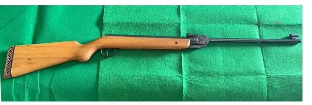 AIR RIFLE GECADO MOD 27 .177  NEVER USED MADE IN GERMANY