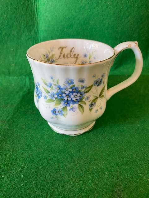 ROYAL ALBERT JULY BIRTHDAY MUG BLUE