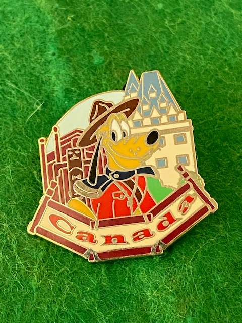 WDW EPCOT CANADA PLUTO PIN