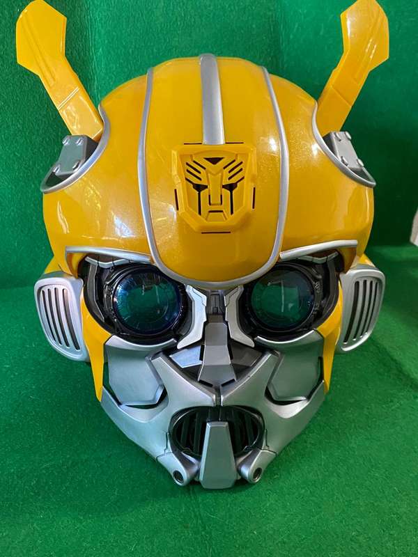 TRANSFORMERS BUMBLEBEE BLUETOOTH SPEAKER HELMET