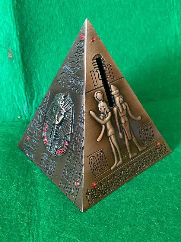 METAL EGYPTIAN PIRAMIDE MONEY BOX