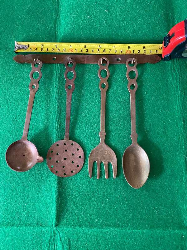 MINIATURE KITCHEN UTENSIL SET