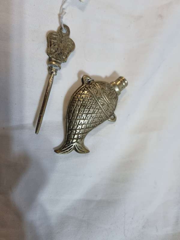 Asian snuff or perfume bottle