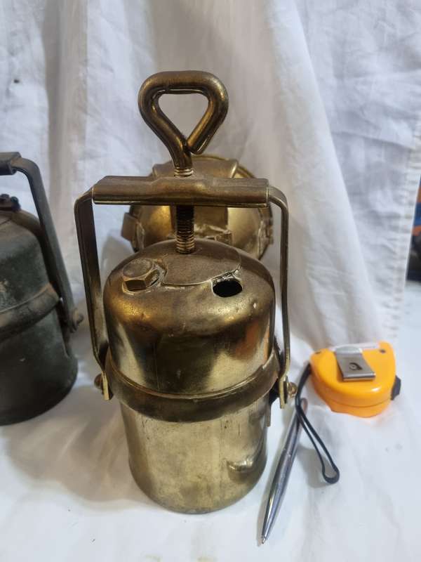 3 miners carbide lamps