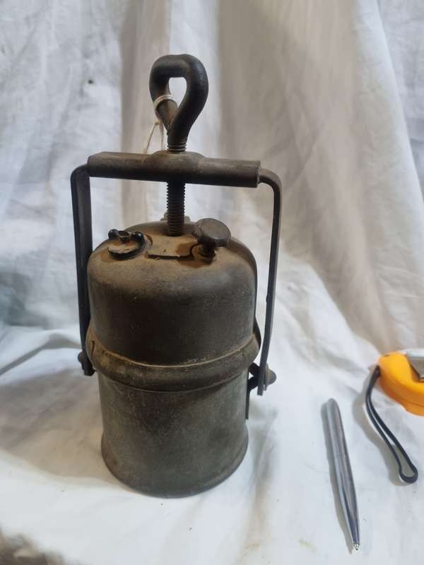 3 miners carbide lamps